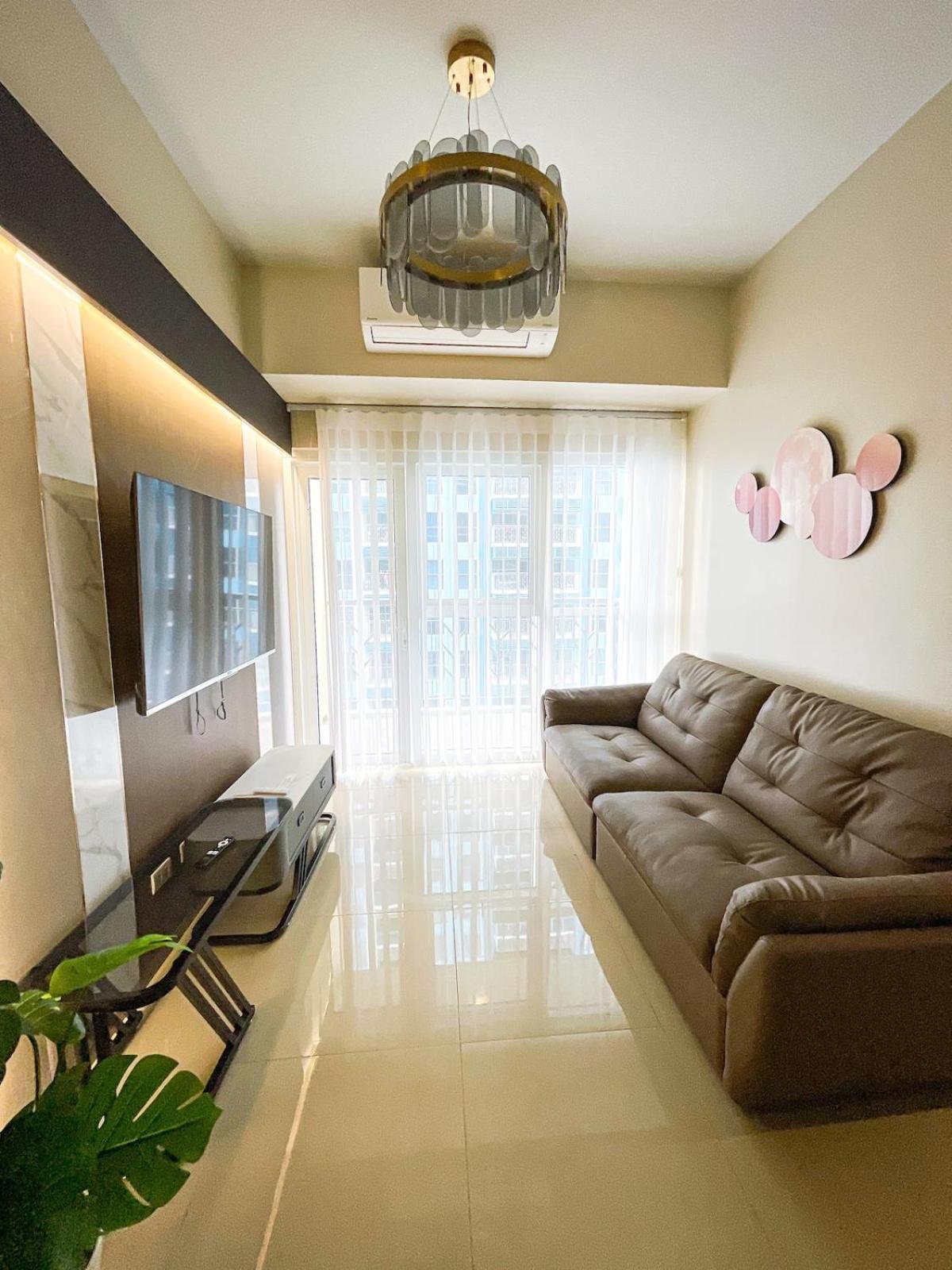 Cozy 2br Near Airport & Okada, Infinity Pool Apartment Manila